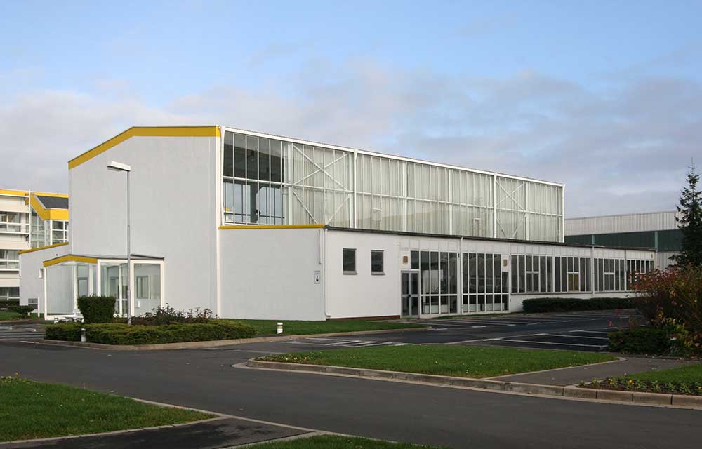 Halle-4