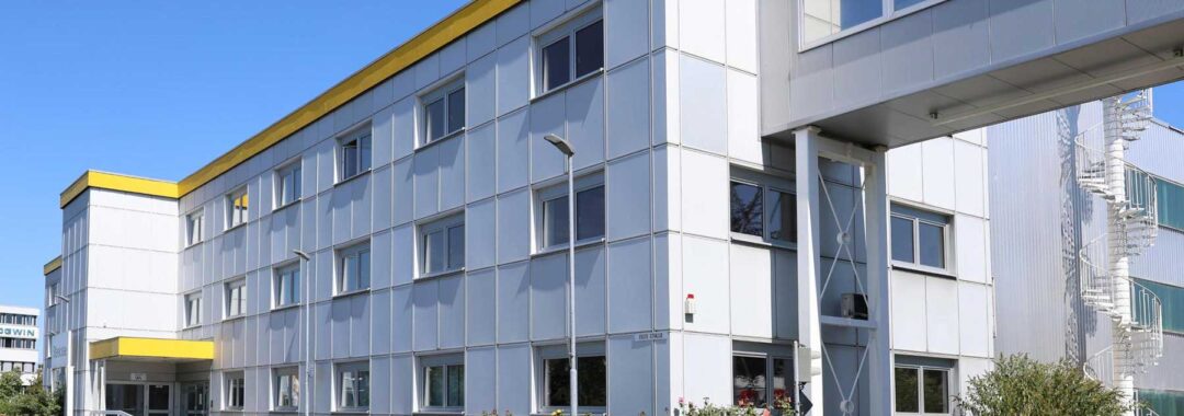 Moderne, renovierte Gewerbefläche mit 577m² im Industrie- und Handelspark.
