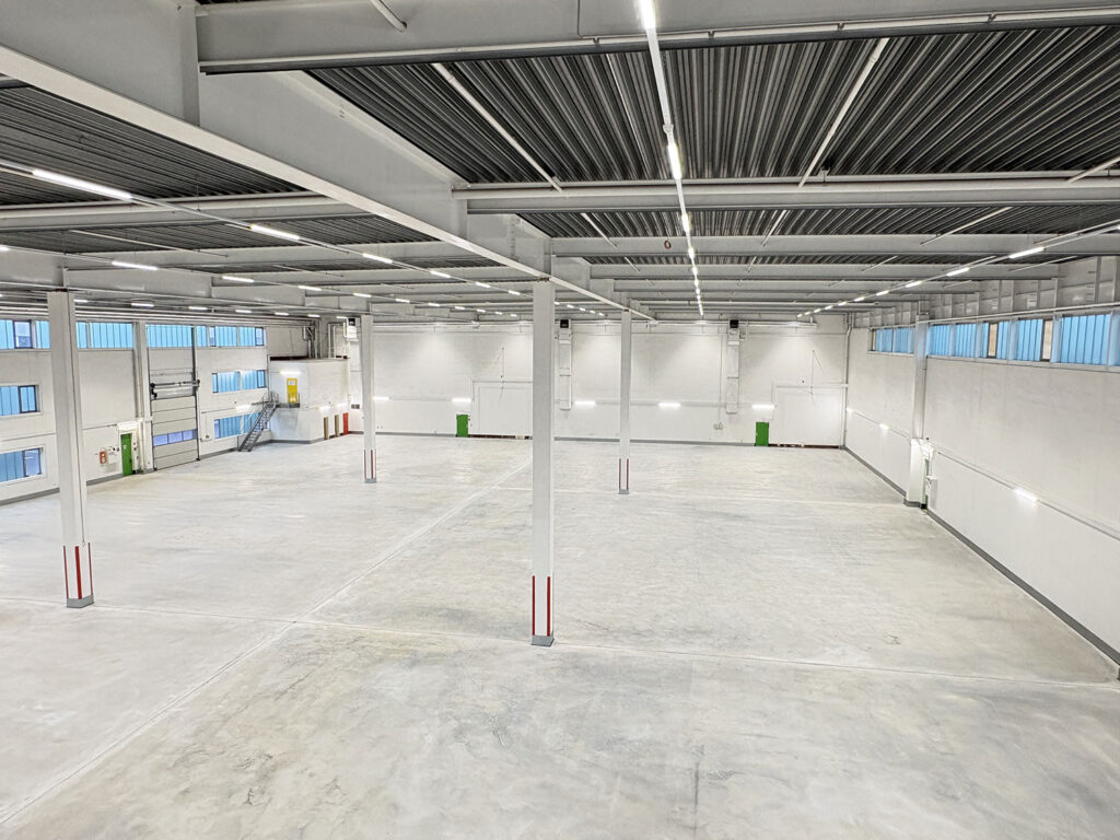 IHP Süd Halle 9D - Produktions-Lagerhalle